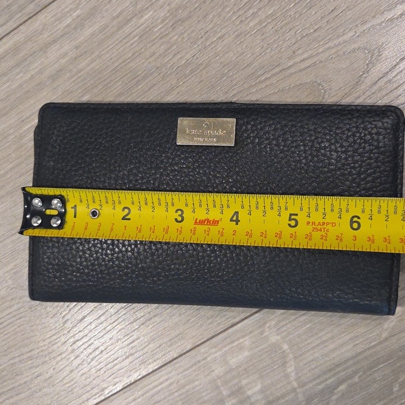 Kate Spade Leather Wallet - Picture 4 of 5